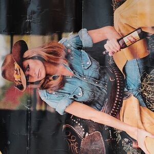 🐎  WANTED 🤠 Schlitz  Bier Frau 🐴 in Chaps VINTAGE  Poster